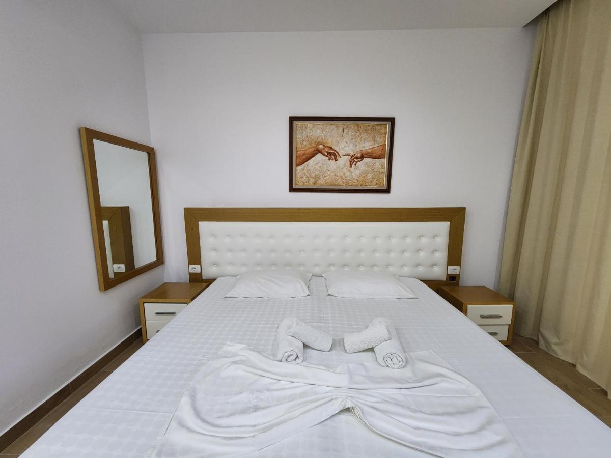 Sea Front Villa Vlorë Εξωτερικό φωτογραφία