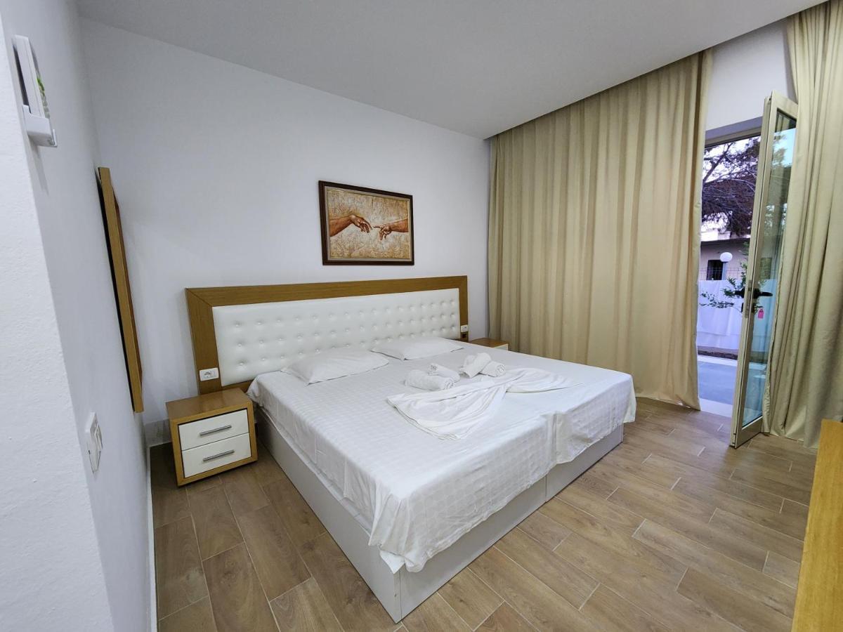 Sea Front Villa Vlorë Εξωτερικό φωτογραφία