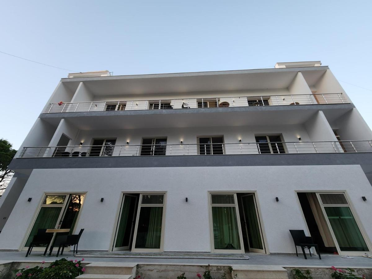 Sea Front Villa Vlorë Εξωτερικό φωτογραφία