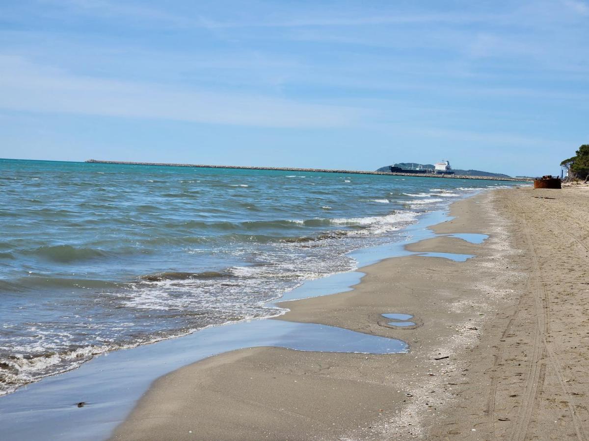 Sea Front Villa Vlorë Εξωτερικό φωτογραφία