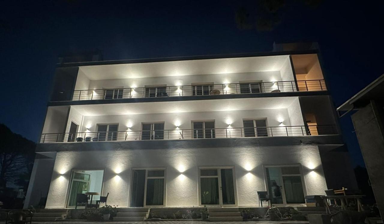 Sea Front Villa Vlorë Εξωτερικό φωτογραφία